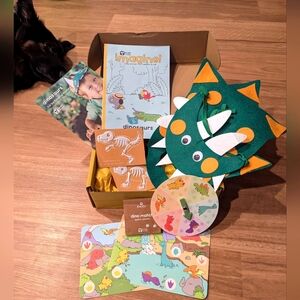 KiwiCo Koala Crate Dinosaurs